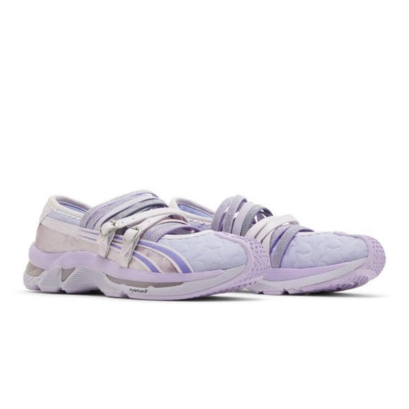 Asics Gel Lokros - Picture 1 of 7
